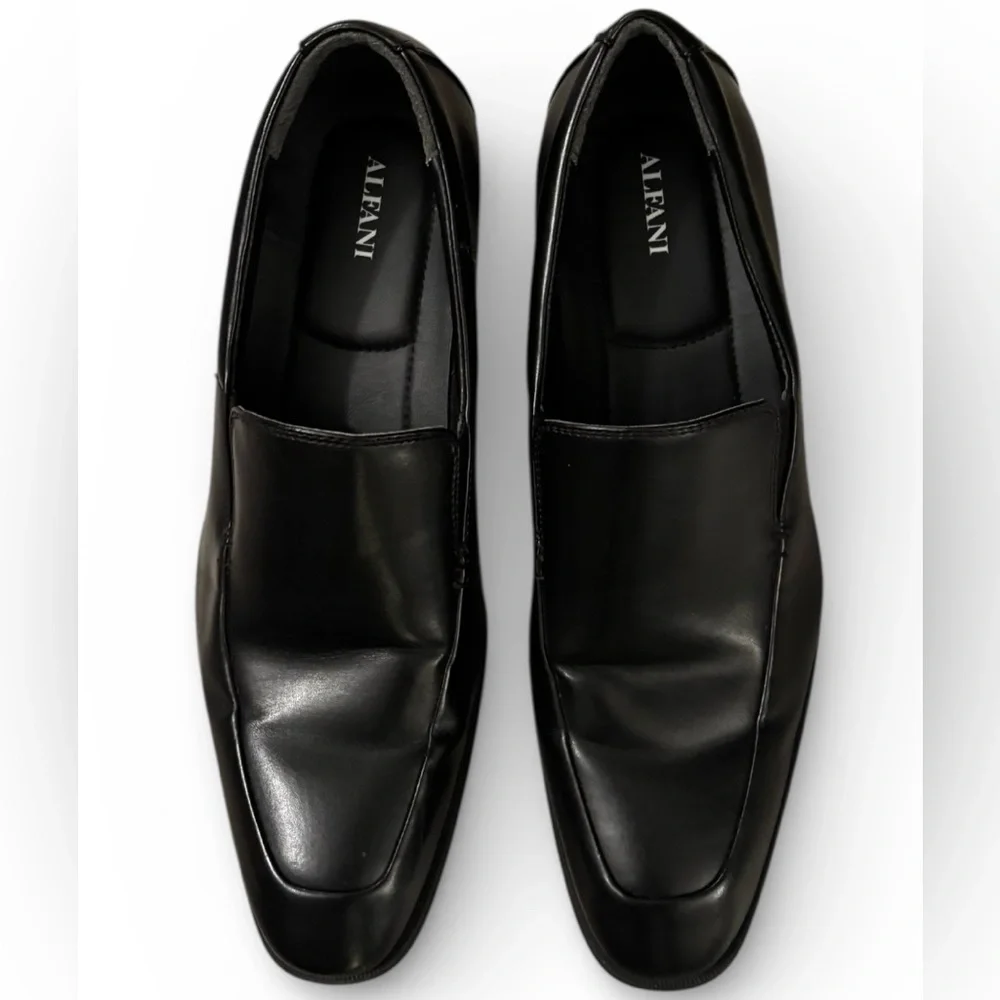 Alfani Men's Sleek Black Slip-On Loafers - Picture 1 of 8